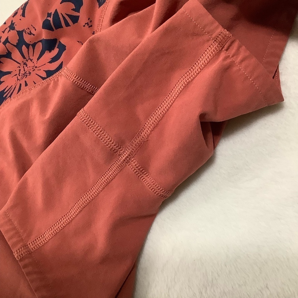 Lululemon Run Times Short II*4" Sz 4 Dark Canyon - Picture 8 of 11